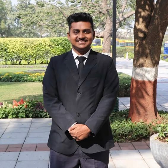 Utsav Solanki, Logistics Head of Straya